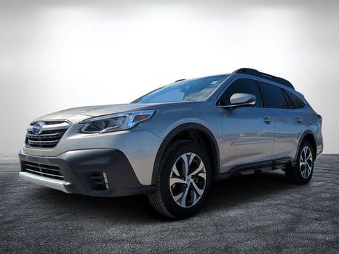 Used 2020 Subaru Outback Limited image 8