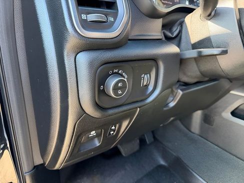 Used 2020 RAM 1500 Rebel image 21