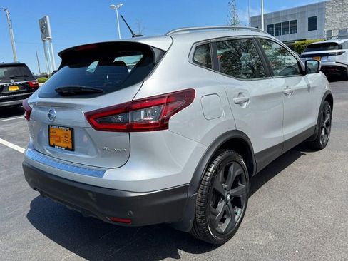 Used 2022 Nissan Rogue Sport SL w/ Premium Package AWD/4WD image 3