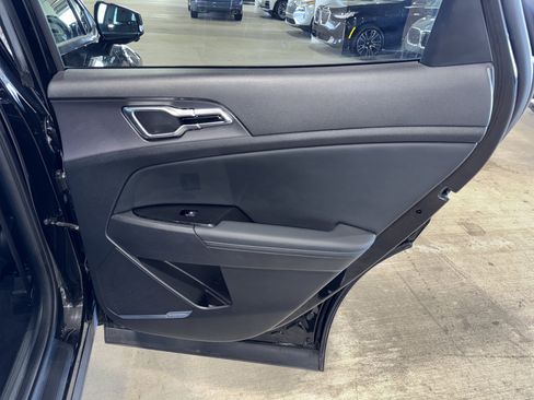 Used 2023 Kia Sportage SX Prestige image 11