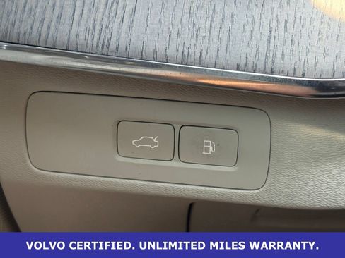Certified 2025 Volvo XC90 T8 Plus w/ Protection Package Premier AWD/4WD image 21