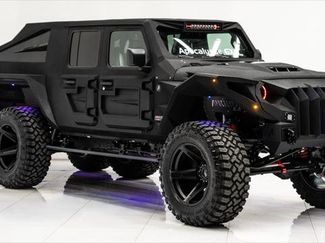 Used 2025 Jeep Gladiator Sport video 2