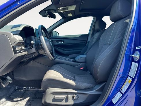 Used 2023 Honda Accord Sport image 6