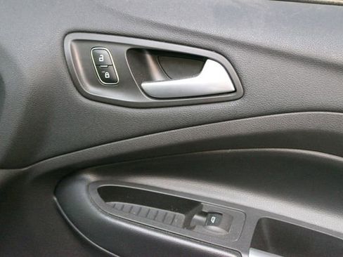 Used 2018 Ford Escape SEL AWD/4WD image 9