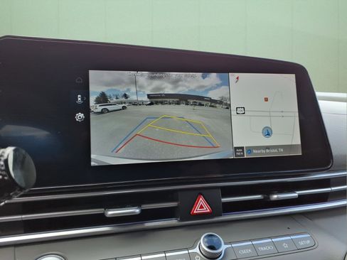 Used 2024 Hyundai Elantra SEL image 26