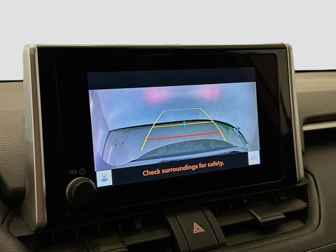 Used 2024 Toyota RAV4 LE image 23