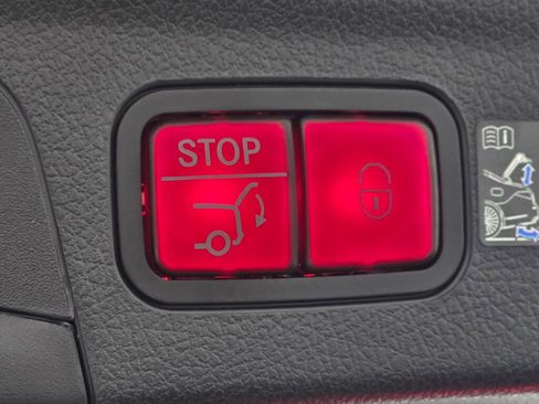 Certified 2025 Mercedes-Benz GLE 350 4MATIC image 23