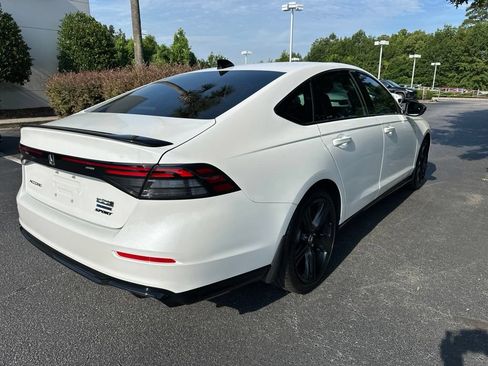 Certified 2025 Honda Accord Sport image 3