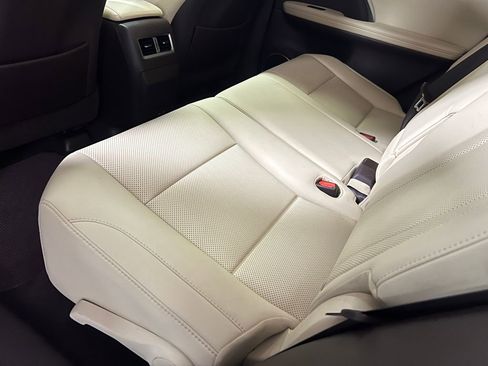 Used 2020 Lexus RX 450h AWD w/ Premium Package image 17