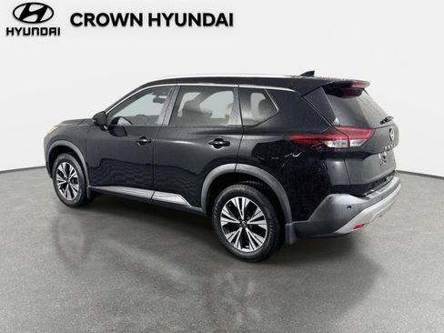 Used 2023 Nissan Rogue SV w/ SV Premium Package FWD image 8