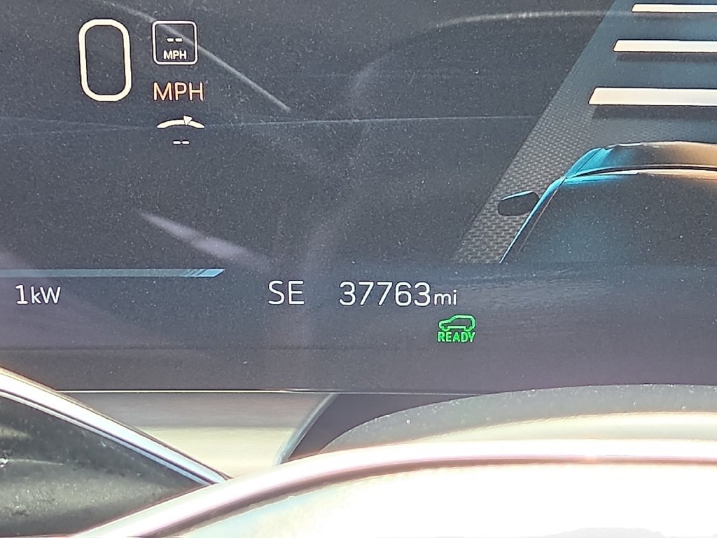 Used 2024 Cadillac Lyriq Sport RWD image 18