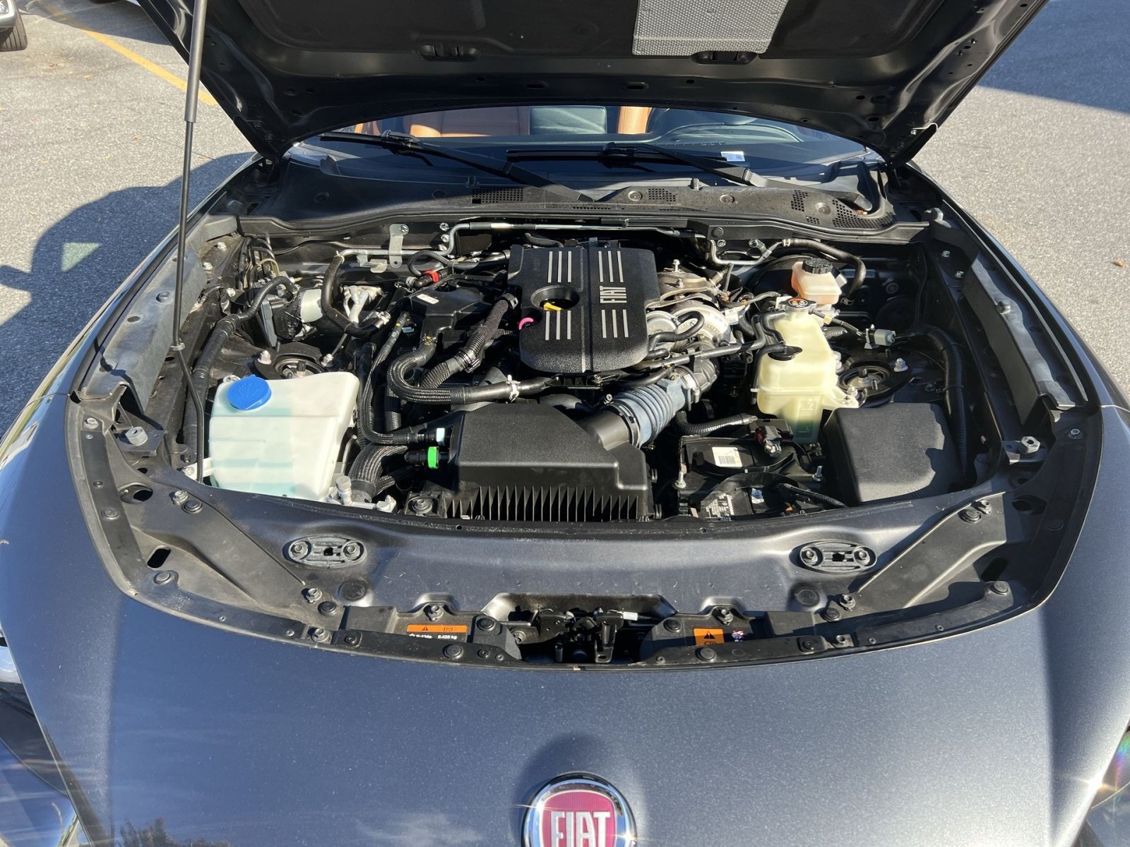 Used 2019 FIAT 124 Spider Lusso w/ Navigation & Sound Group RWD image 25