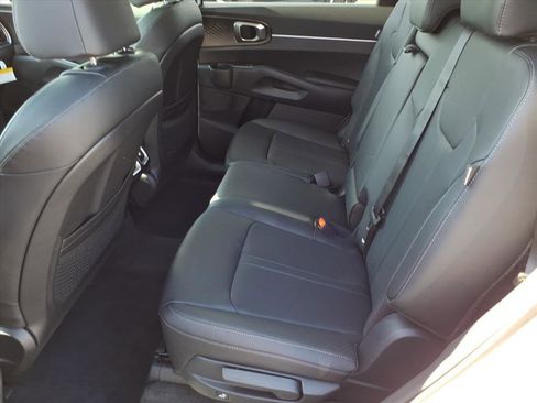 New 2026 Kia Sorento S AWD/4WD image 11
