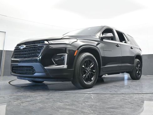 Used 2023 Chevrolet Traverse LT w/ Midnight/Sport Edition image 58
