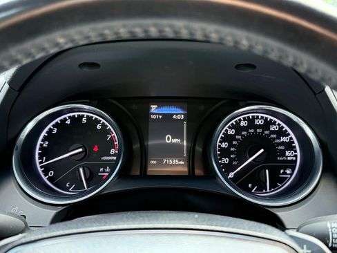 Used 2019 Toyota Camry SE FWD image 16
