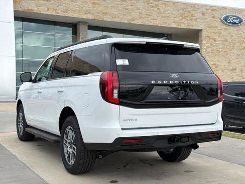 New 2026 Ford Expedition Active RWD image 9