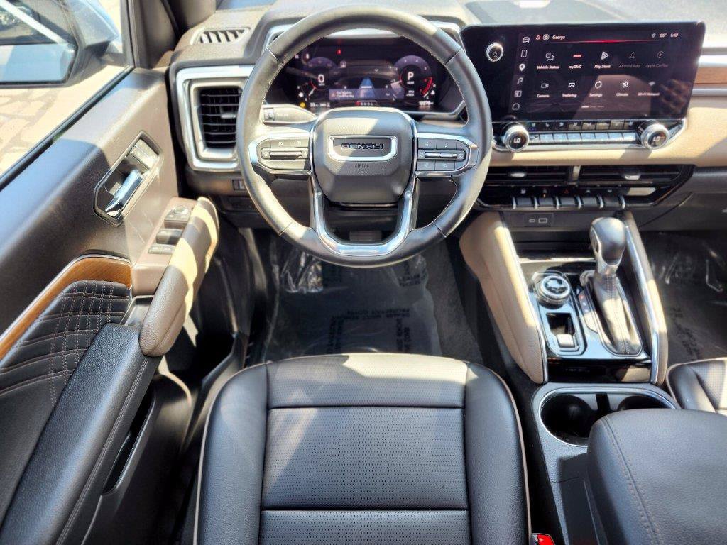 Used 2026 GMC Canyon Denali AWD/4WD image 11