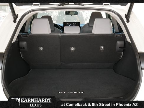 Used 2021 Toyota Venza LE w/ Carpet Mat Package (TMS) AWD/4WD image 27