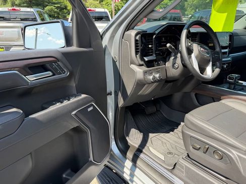 Used 2026 GMC Sierra 1500 SLT w/ SLT Premium Plus Package AWD/4WD image 16