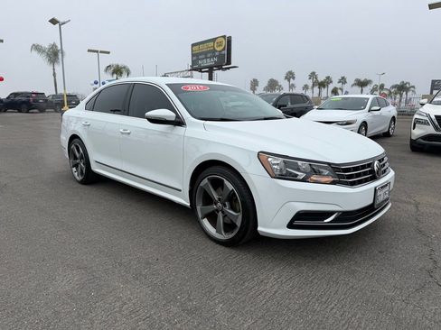 Used 2017 Volkswagen Passat 1.8T S image 1