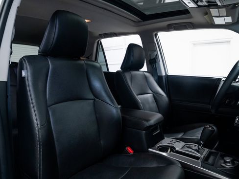 Used 2020 Toyota 4Runner Limited image 22