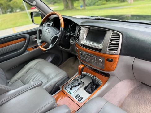 Used 2007 Lexus LX 470 4WD image 70