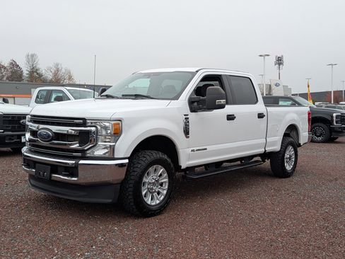 Certified 2022 Ford F250 XLT image 7