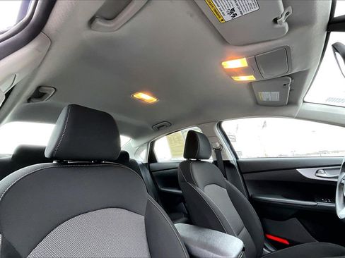 Used 2024 Kia Forte LXS image 22