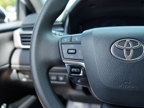 Used 2025 Toyota Camry LE FWD image 24