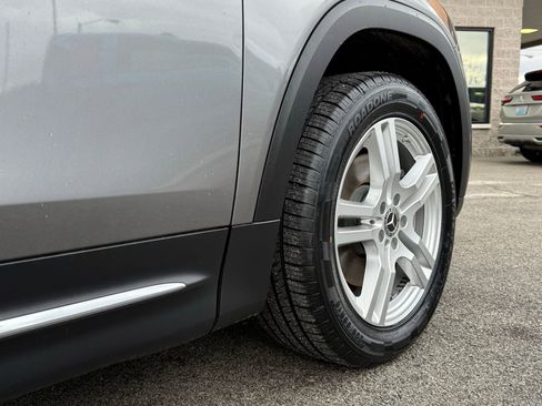 Used 2020 Mercedes-Benz GLB 250 GLB 250 image 17