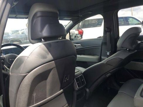 Used 2023 Kia Sportage X-Line w/ X-Line Premium Package image 9