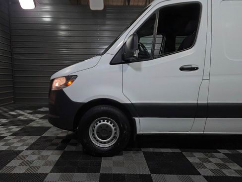 Used 2019 Mercedes-Benz Sprinter 170 image 29