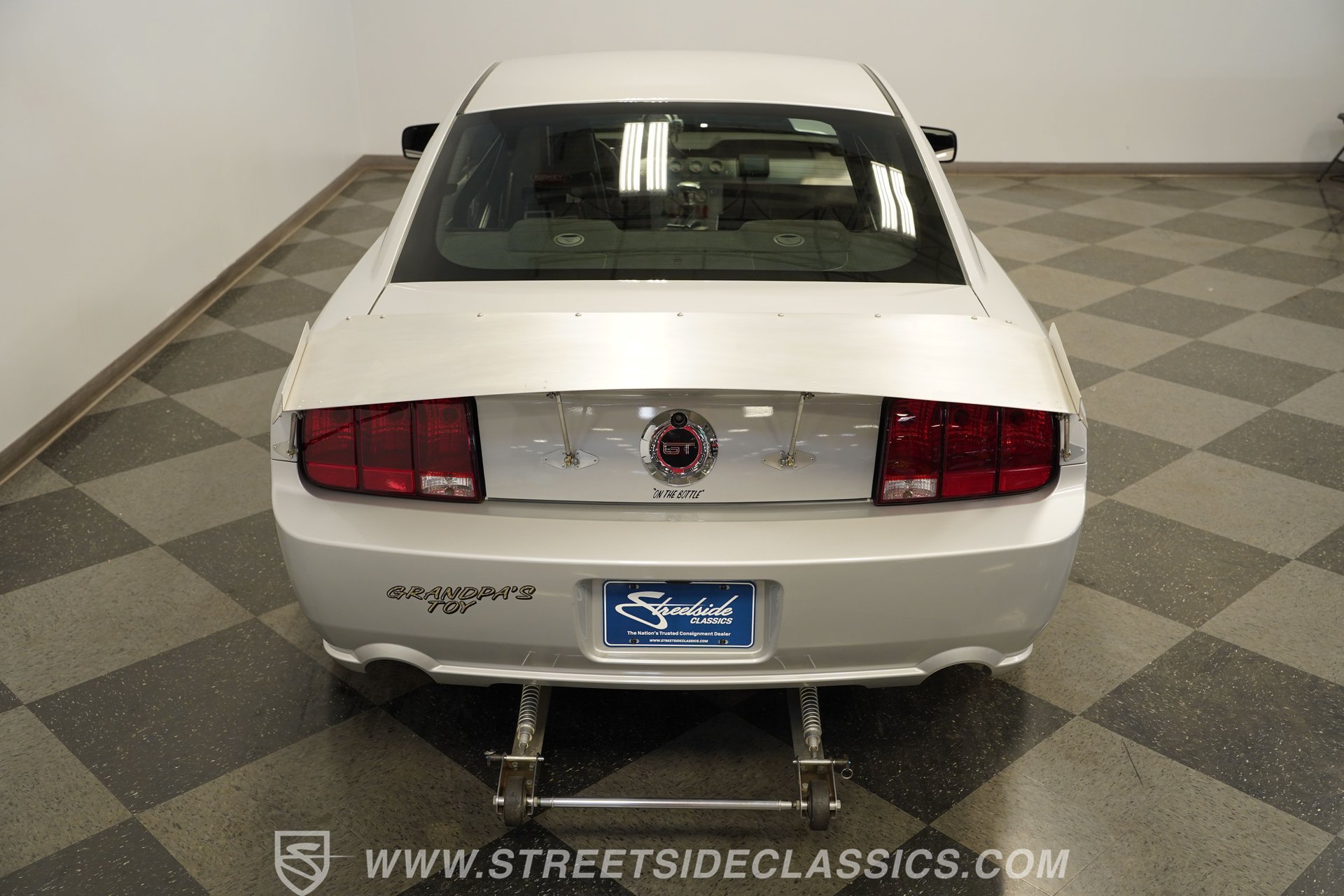 Used 2006 Ford Mustang GT RWD image 28