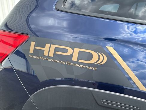 Used 2023 Honda Passport EX-L image 10