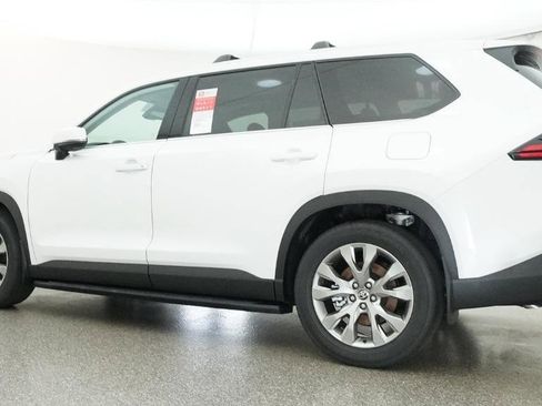 New 2026 Toyota Grand Highlander Limited image 13
