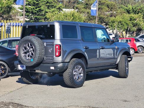 New 2025 Ford Bronco Badlands image 5