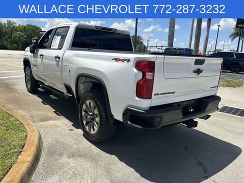 Used 2022 Chevrolet Silverado 2500 Custom w/ Custom Value Package AWD/4WD image 12