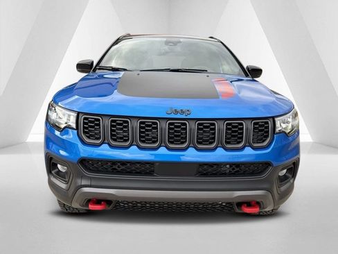 New 2026 Jeep Compass Trailhawk w/ Sun, Sound & Navigation Group image 2