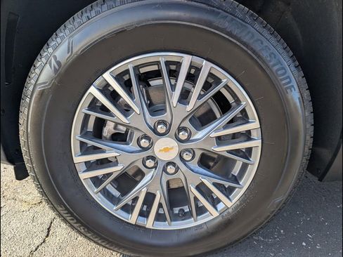 Used 2026 Chevrolet Traverse LT w/ Enhanced Driving Package image 25