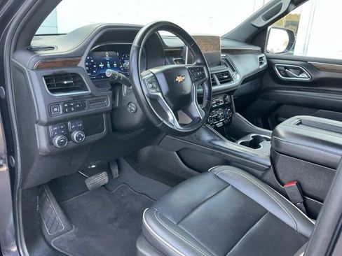 Used 2024 Chevrolet Tahoe Premier AWD/4WD image 18