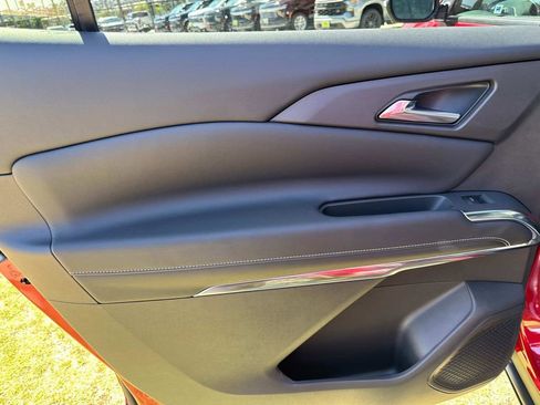 New 2026 Chevrolet Traverse LT w/ Sun and Wheel Package image 11