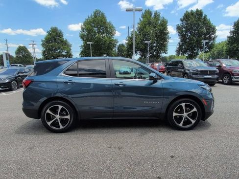 Used 2024 Chevrolet Equinox LT FWD image 9