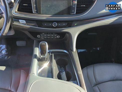 Used 2020 Buick Enclave Premium w/ Sun and Sites Package image 11