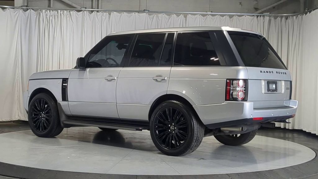 Used 2012 Land Rover Range Rover Supercharged AWD/4WD image 7