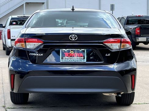 Used 2026 Toyota Corolla LE FWD image 5