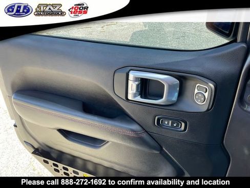 Used 2021 Jeep Wrangler Unlimited Rubicon AWD/4WD image 11