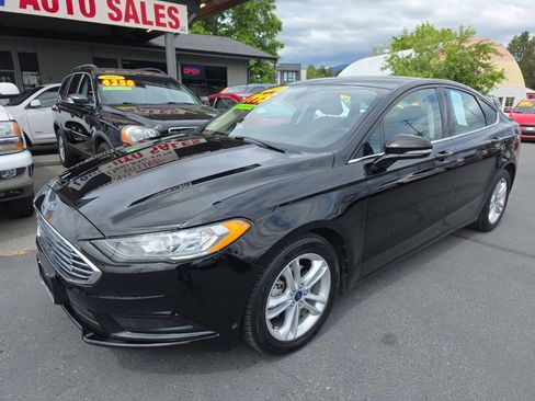Used 2018 Ford Fusion SE FWD image 23