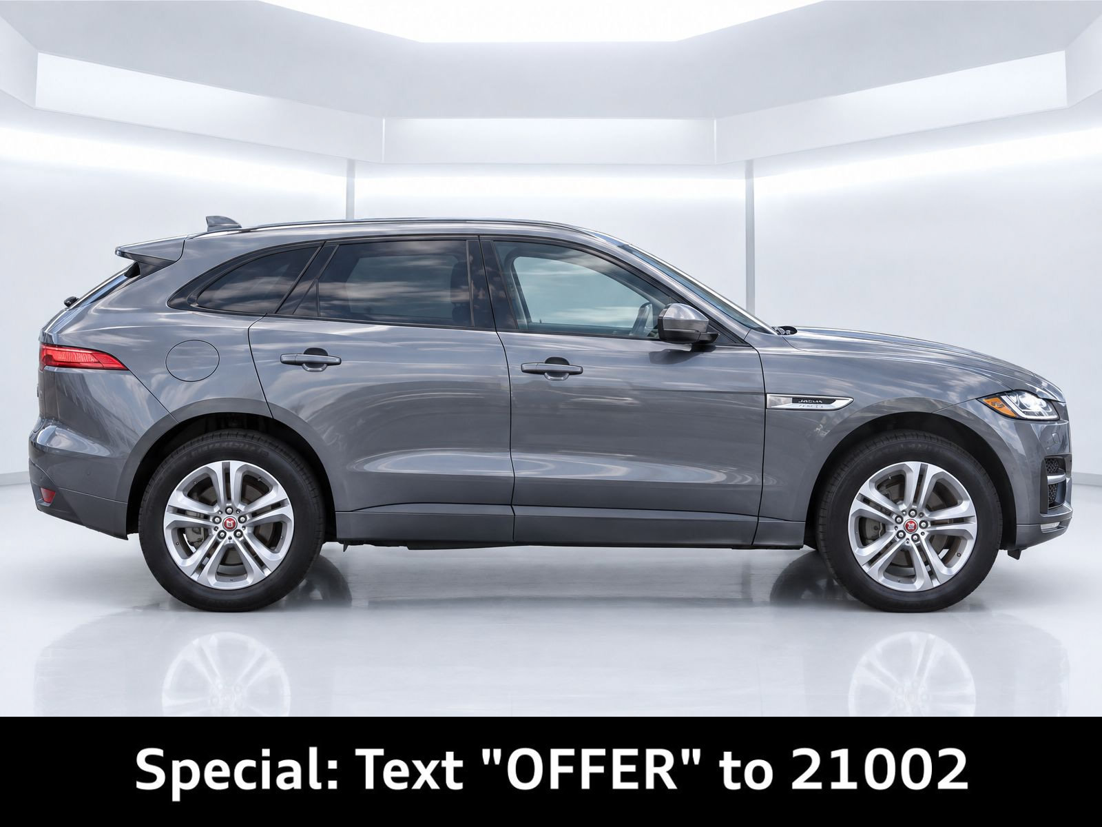 Used 2019 Jaguar F-PACE R-Sport AWD/4WD image 8