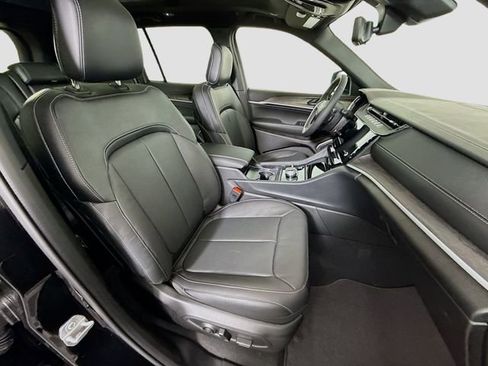 New 2026 Jeep Grand Cherokee Limited image 28
