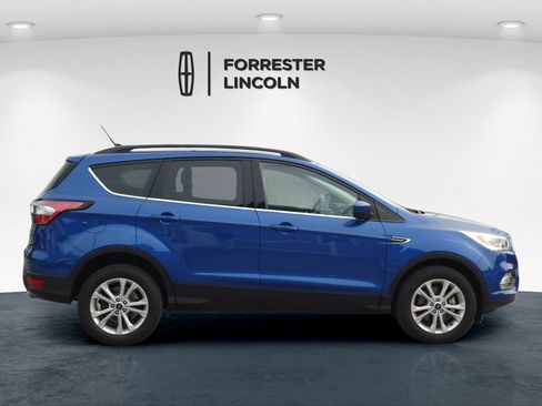 Used 2018 Ford Escape SEL AWD/4WD image 2